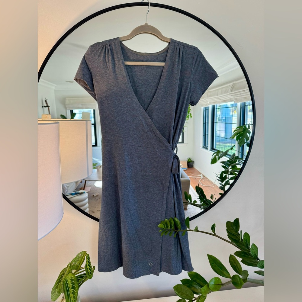 Stonewear Wrap Dress | Small